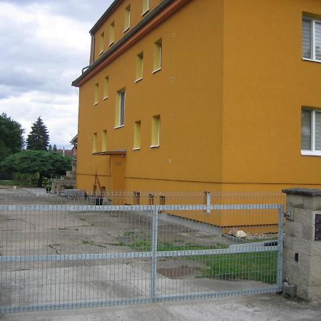 Apartmany Polepy エクステリア 写真
