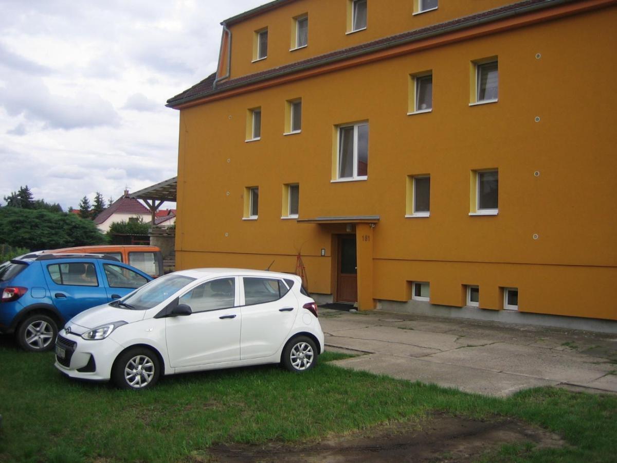 Apartmany Polepy エクステリア 写真