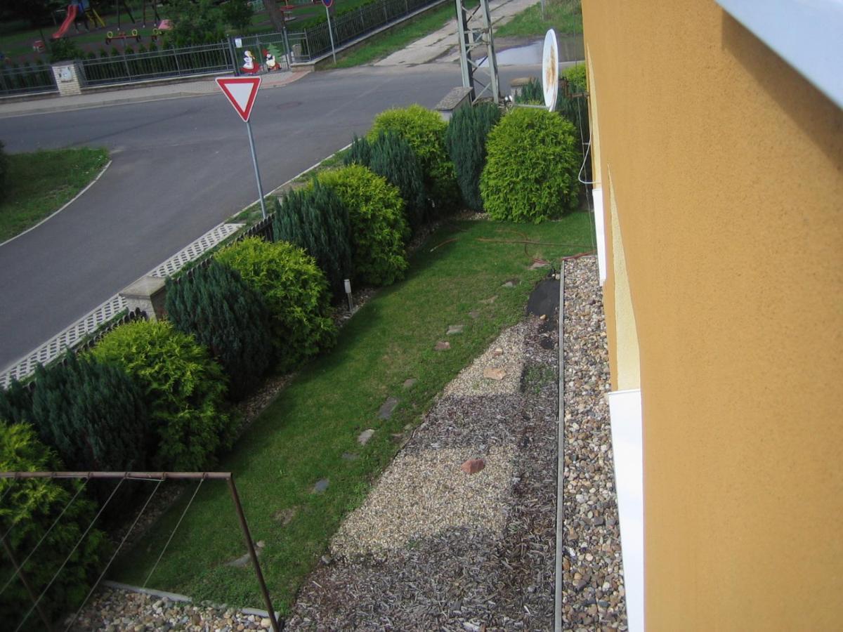 Apartmany Polepy エクステリア 写真