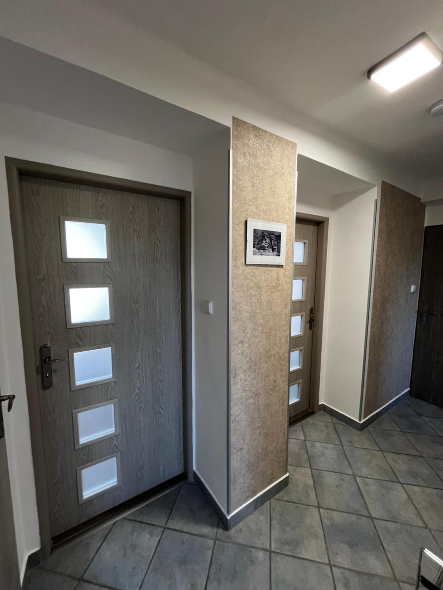Apartmany Polepy エクステリア 写真